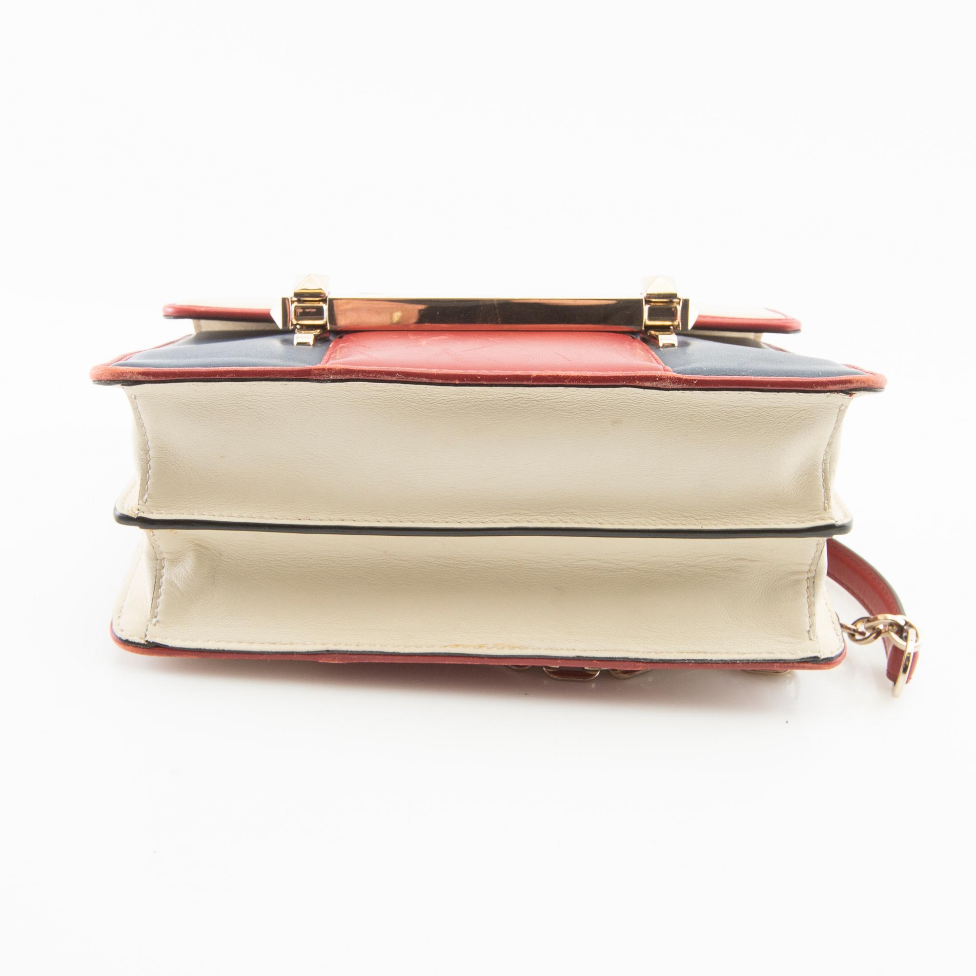 Valentino Garavani, bag "Uptown Shoulder bag".