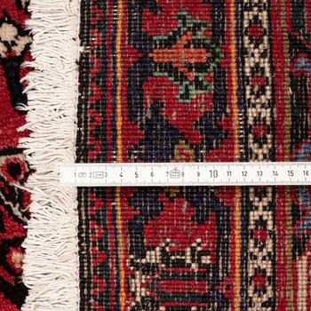 A carpet, Meymeh, ca 394 x 295 cm.