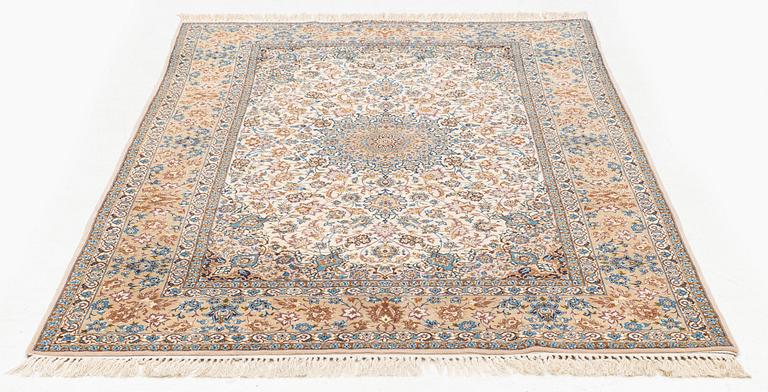 Matta, Old, Isfahan, signerad, ca 244 x 149 cm.
