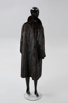 PÄLS, Saga Mink.