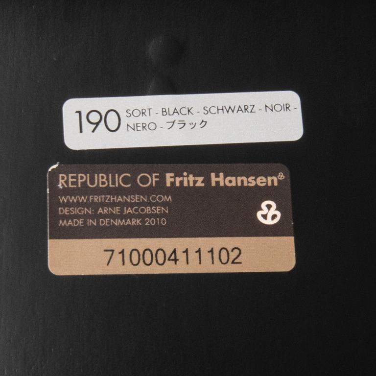 Arne Jacobsen, stolar 6 st "Sjuan" för Fritz Hansen Danmark 2010.
