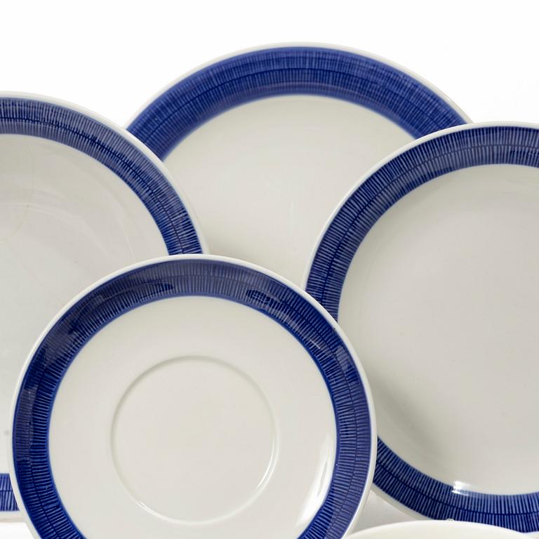 Hertha Bengtson, Dinner service, 55 pieces, porcelain, “Koka Blå”, Rörstrand.
