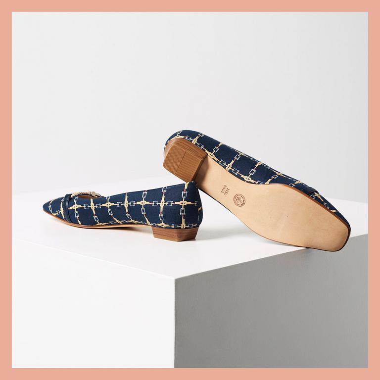 LOFERS, Bally, size 39.