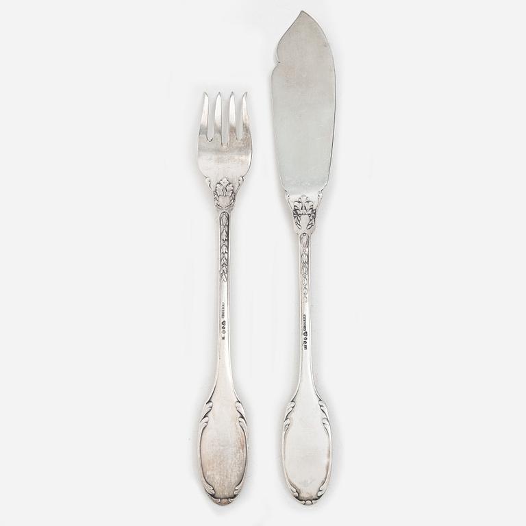 W.A. Bolin, Fiskbestick, 24 delar, silver, modell F, Stockholm 1927.