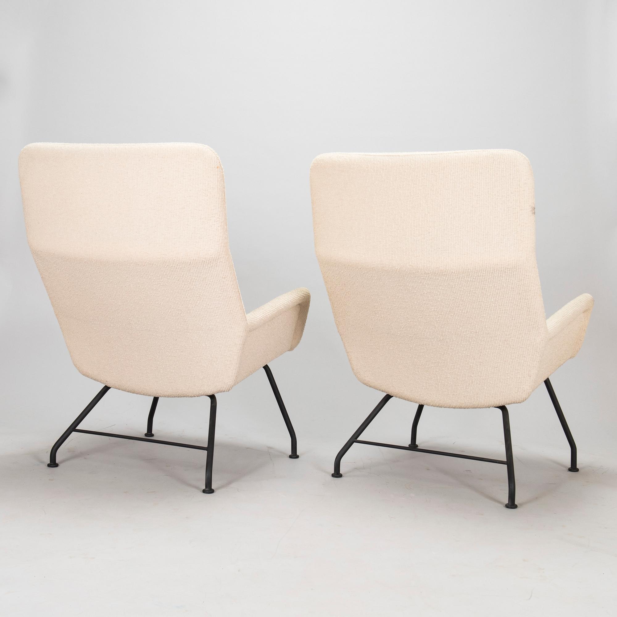 Yrjö Kukkapuro, a pair of 'Moderno L-67W' easy chairs, Lepo Oy, Finland.