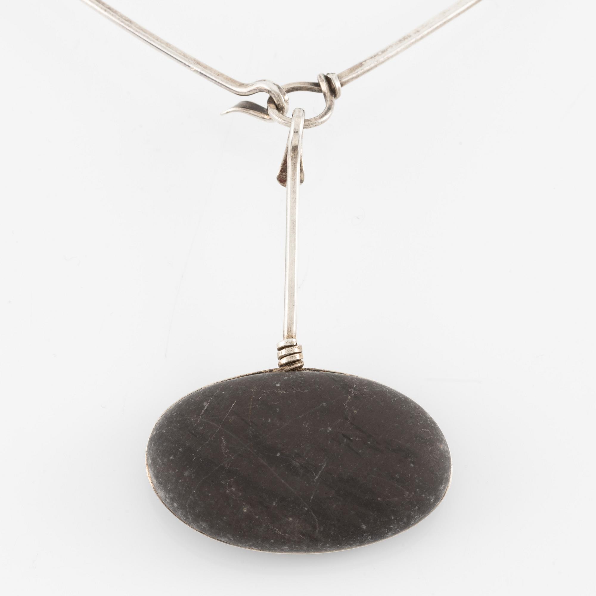 Vivianna Torun Bülow-Hübe, collier, silver med natursten.