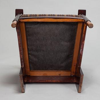 Bernhard Häkli, a pair of Finnish Jugend armchairs for Vihdin Puuseppäin Huonekaluliike 1911.