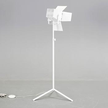 GOLVLAMPA, "Foto", Thomas Bernstrand and Mattias Ståhlbom för Zero.