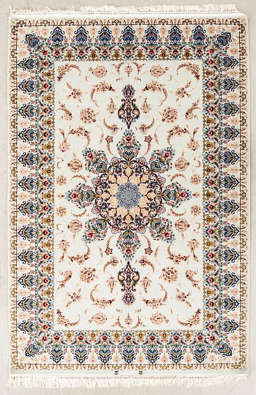Matta Isfahan old signerad part silk ca 222x148 cm.