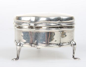 DOSOR, 3 st, silver, 1800/1900-tal. 54 g.