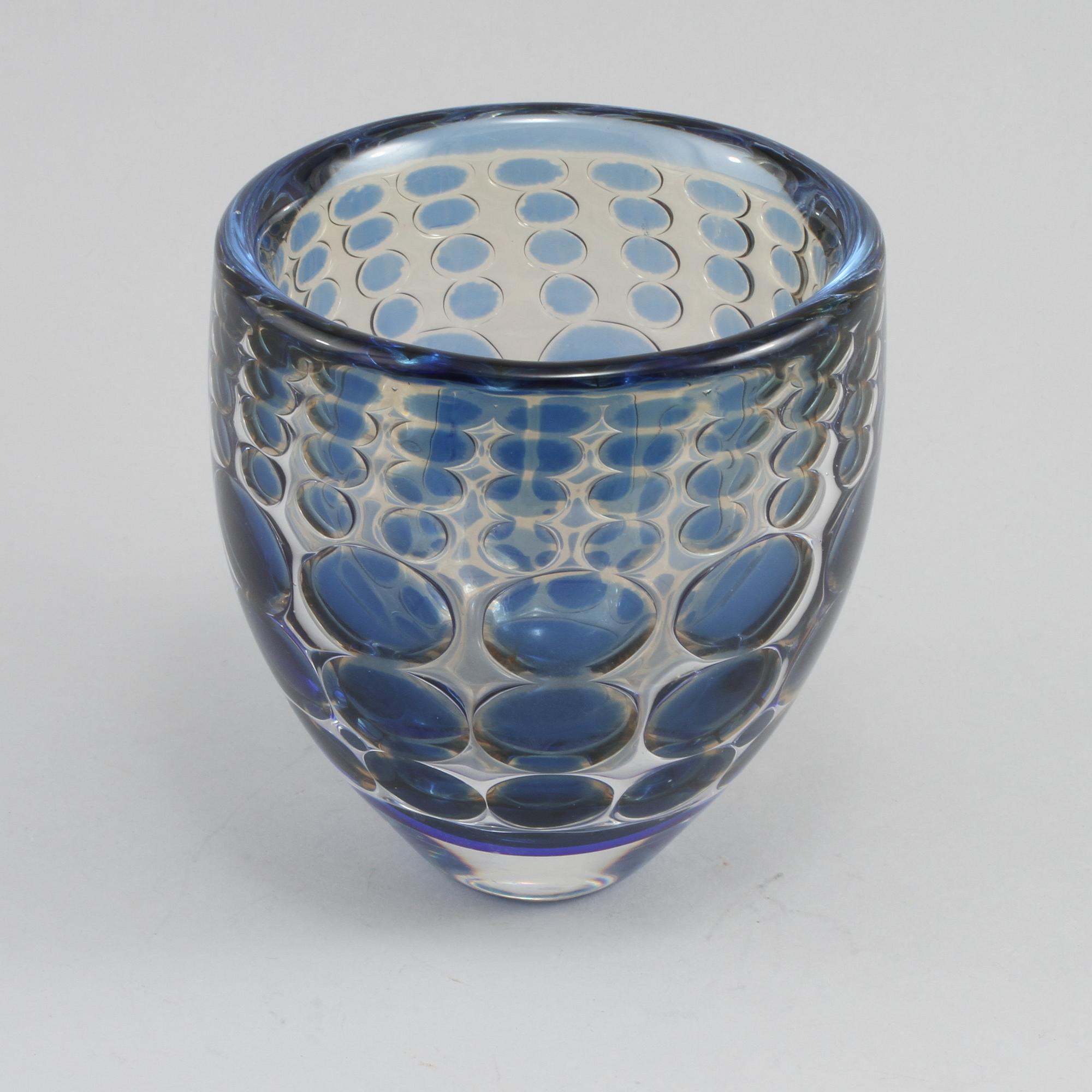 VAS, glas, Ariel, Ingeborg Lundin, Orrefors, omkring 1900-talets mitt.