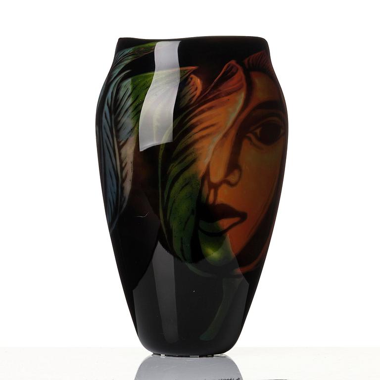 Eva Englund, a graal glass vase, Muraya, Sweden 1991.