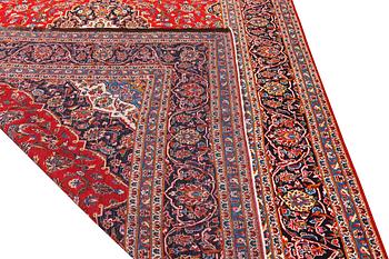 A Keshan carpet, c. 380 x 255 cm.