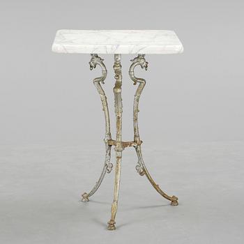 TRÄDGÅRDSBORD, omkring år 1900.