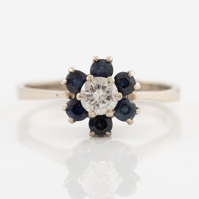Ring 14K white gold with sapphires and a brilliant-cut diamond, Finland.