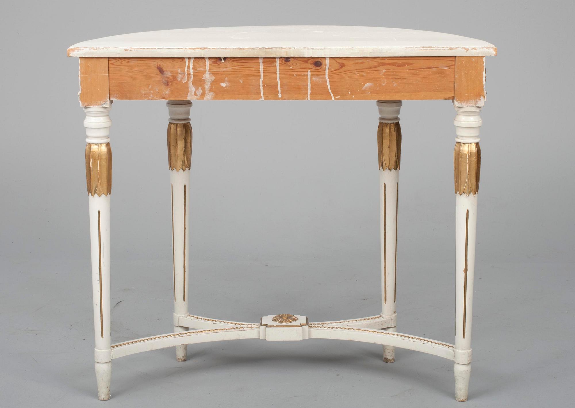 SPEGEL och KONSOLBORD, gustaviansk stil, 1900-talets första hälft.