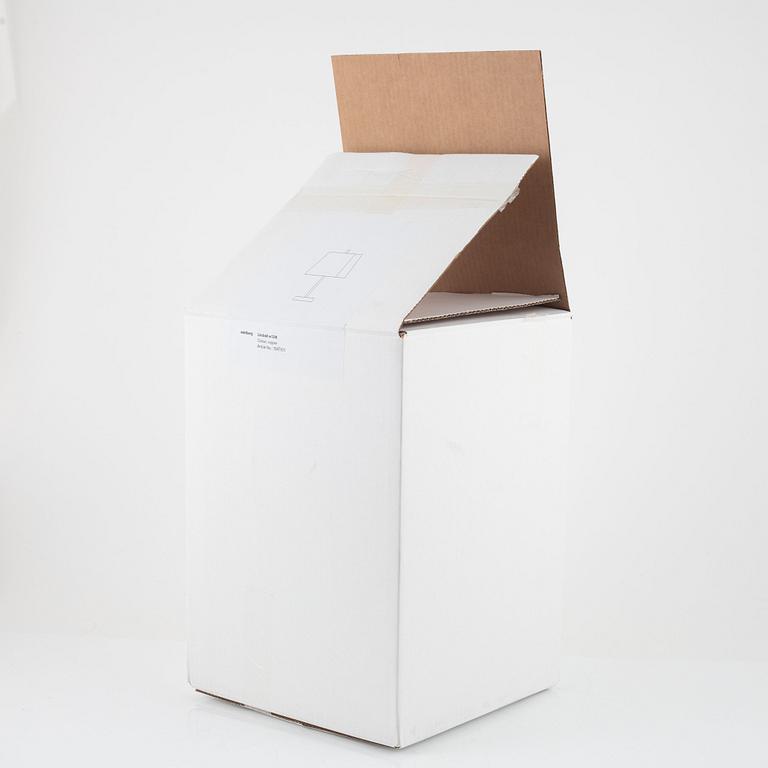Jonas Lindvall, a 'W124T' table lamp, Wästberg.