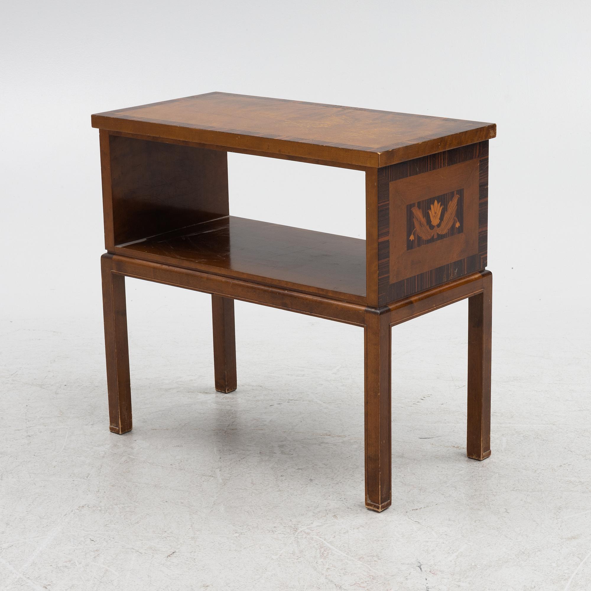 Side table, Swedish Grace 1920s/30s.