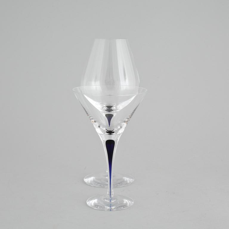 ERIKA LAGERBIELKE, tio cocktailglas samt åtta vinglas, "Intermezzo", Orrefors, 1900-talets slut.