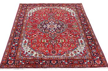 Matta, Täbriz, ca 309 x 204 cm.