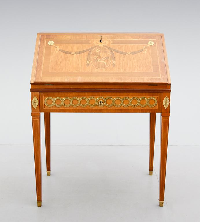 SEKRETÄR, gustaviansk stil, 1900-talets mitt.