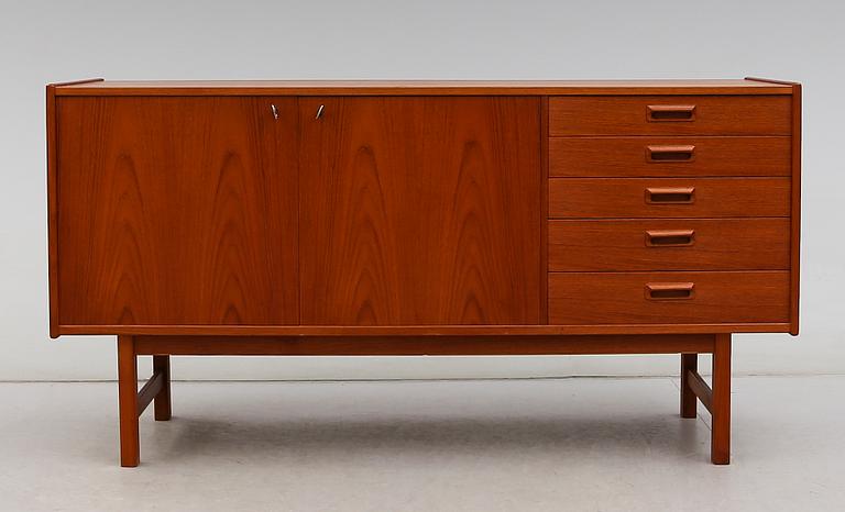 SIDEBOARD, 1900-talets andra hälft.