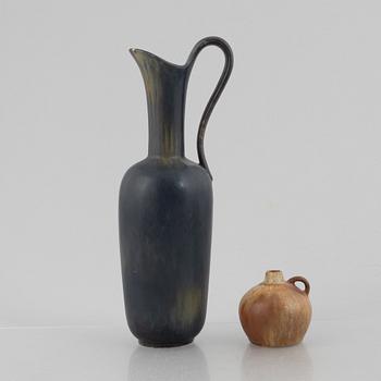 Gunnar Nylund, five pieces of stoneware, Rörstrand, Sweden.