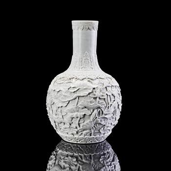 VAS, porslin, Kina, 1900-talets första hälft.