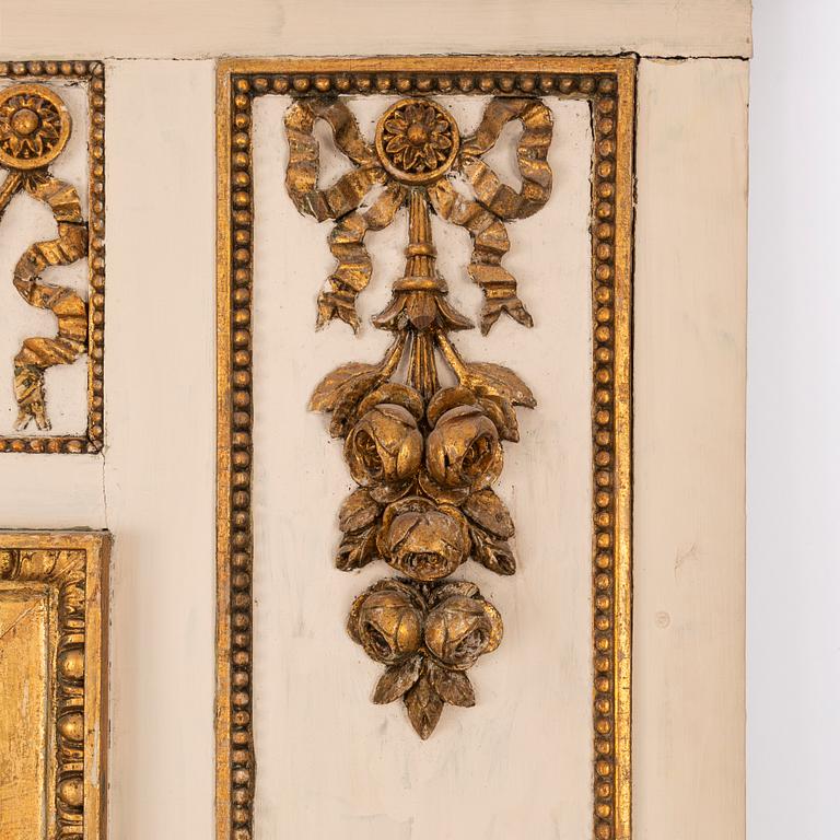 A Late Gustavian gilt-gesso and mirrored panelling, circa 1800.