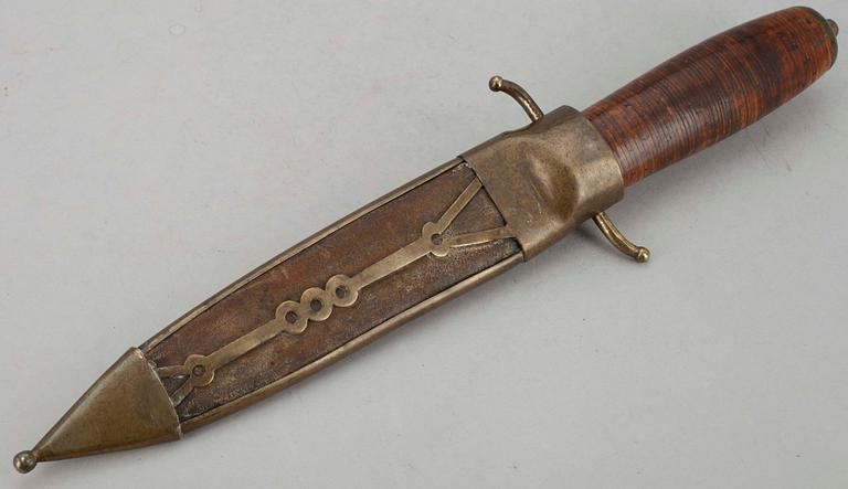 DOLK, näverskaft, mässingsslida. 1800-talets senare hälft.