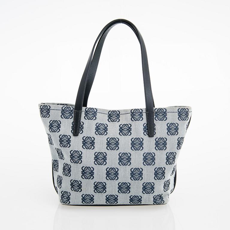 Loewe, väska.