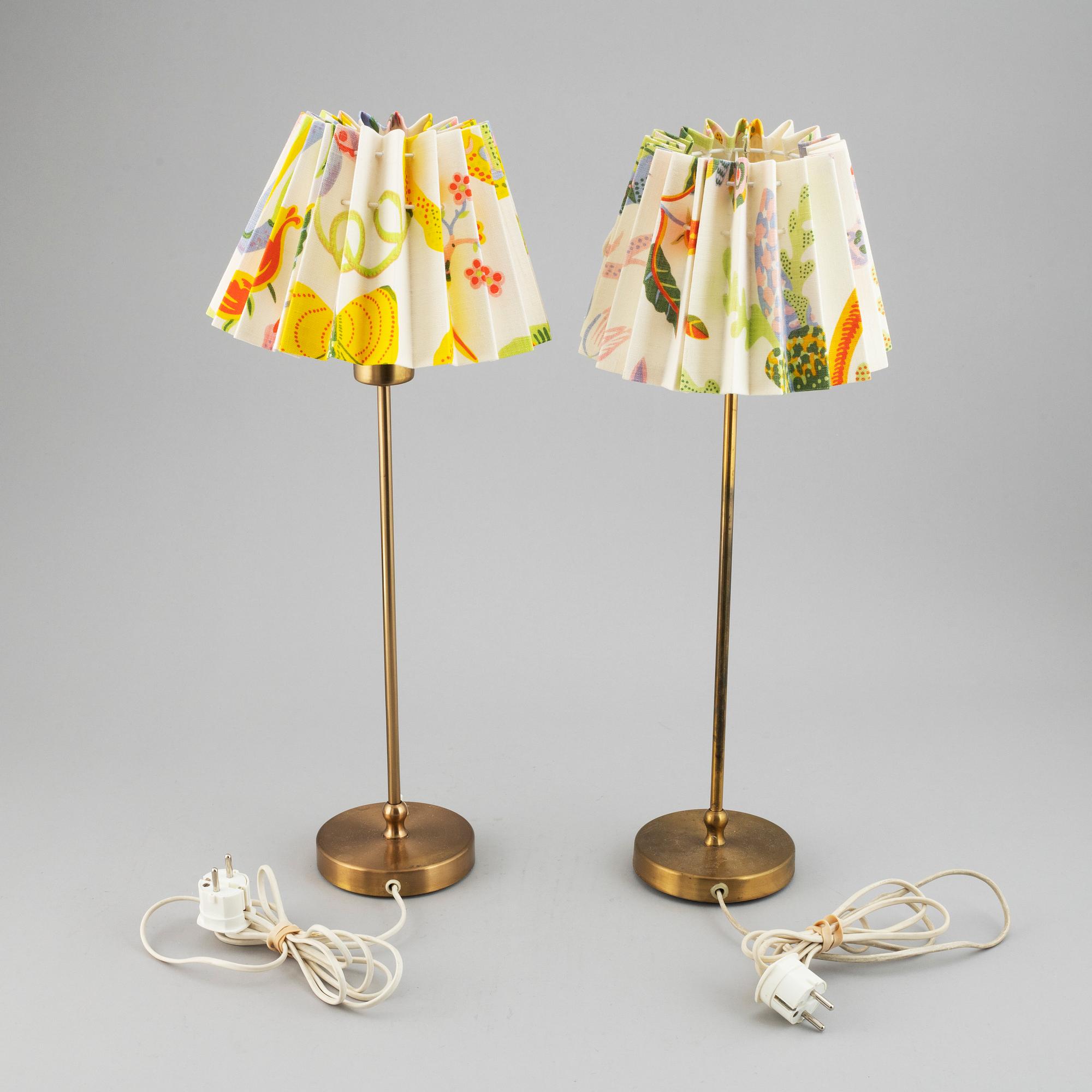 JOSEF FRANK, a pair of brass table lamp, model 2552, for Firma Svenskt Tenn, Sweden.