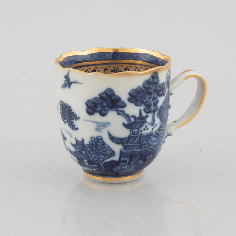 Tedosa, kopp, samt skålfat, exportporslin, Kina, Qianlong (1736-95).