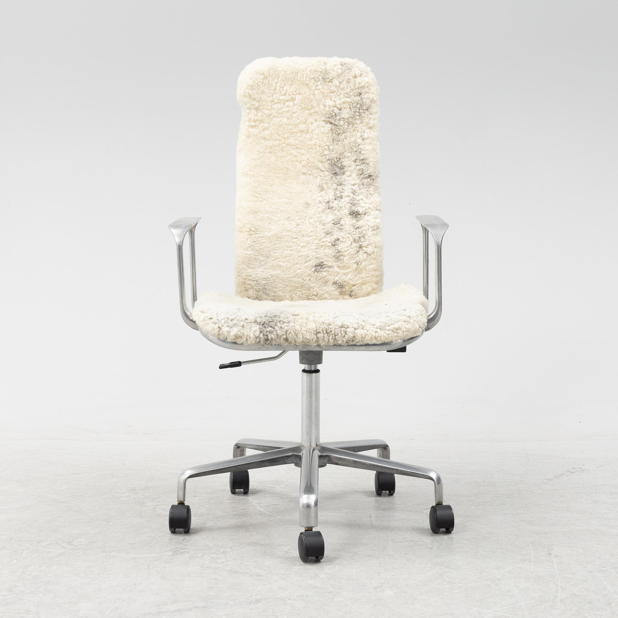 Frederick Scott, a 'Supporto' desk chair, Hille, England.