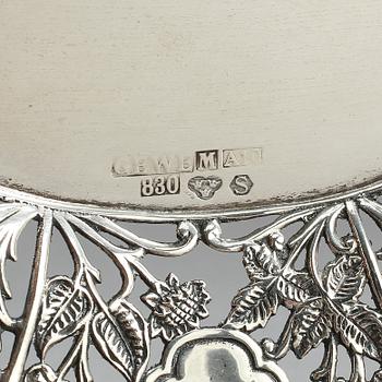 SKÅLAR, 2 st, silver, bland annat Gewe Silvervarufabriken Ab, Malmö, 1975. Vikt ca 365g.
