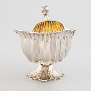 Snäckskål på fot, sterlingsilver, 1900-tal.