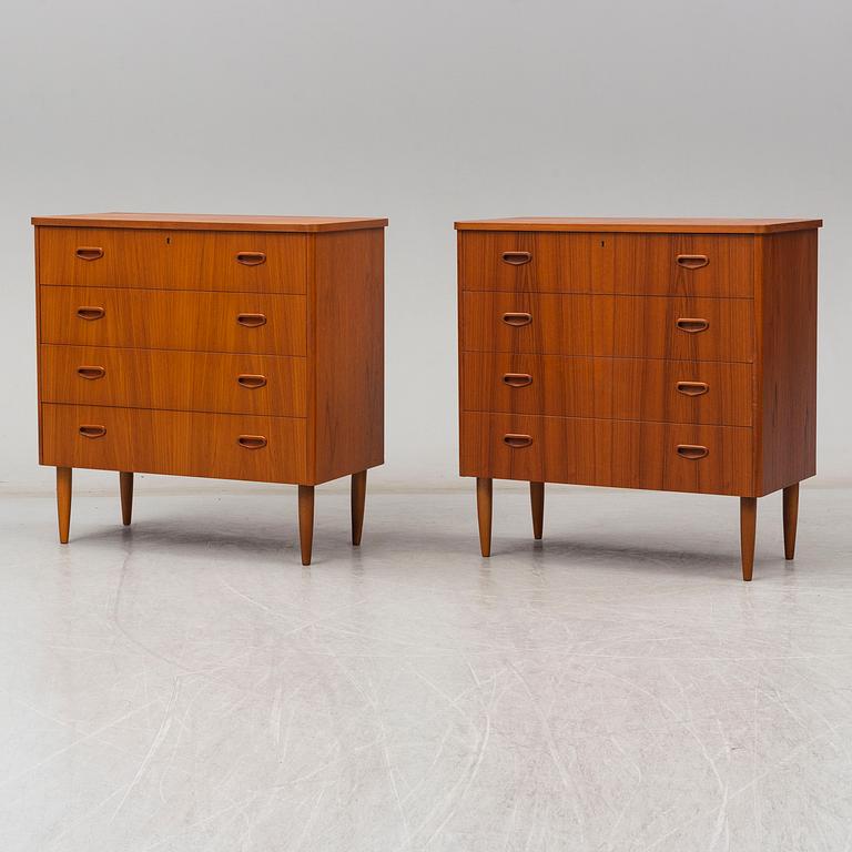 BYRÅER, ett par, 1900-talets andra hälft.