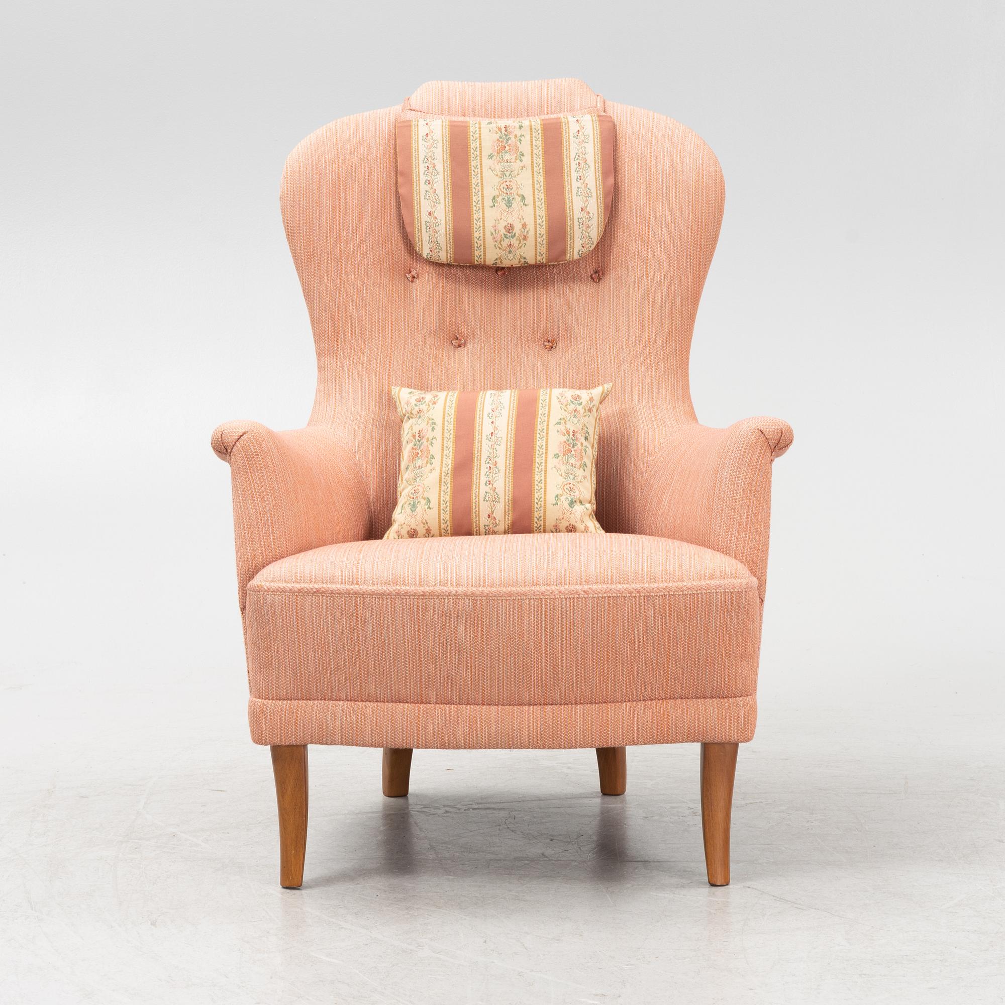 Carl Malmsten, Fåtölj, "Farmor". AB O.H. Sjögren, Tranås, 1984.