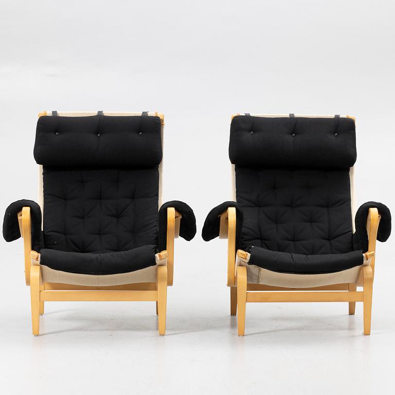 Bruno Mathsson, a pair of armchairs, “Pernilla”, DUX, second half of the 20th century.