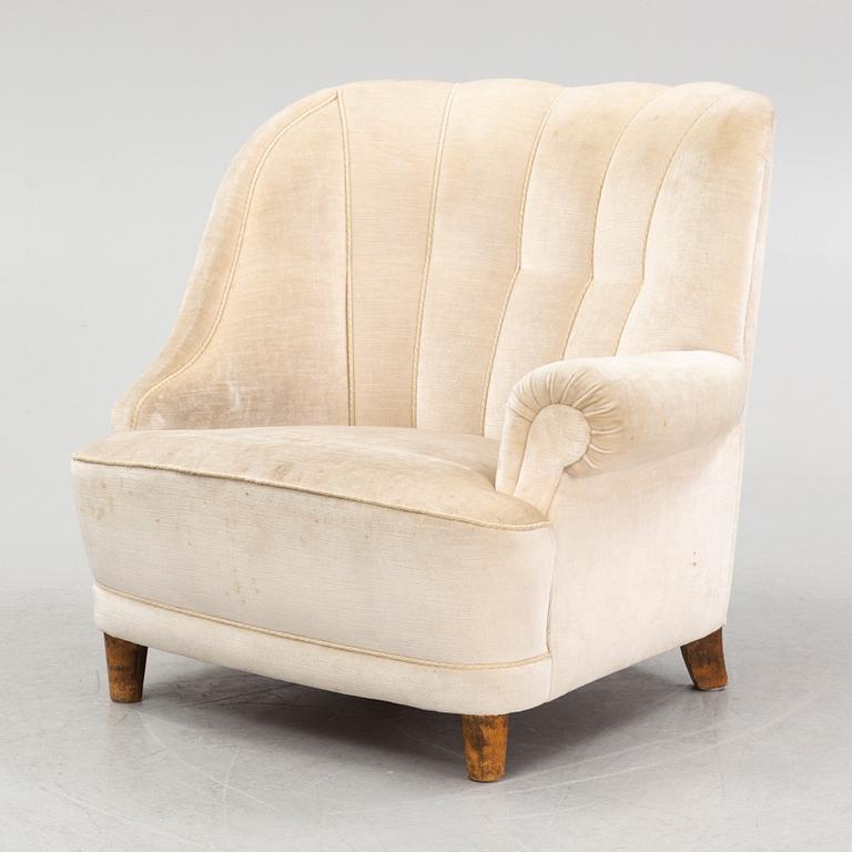 A Swedish Modern armchair, mid-20th century.