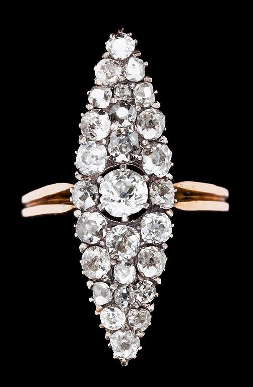 RING, old cut diamonds, tot. app. 1.50 cts. 19th century.