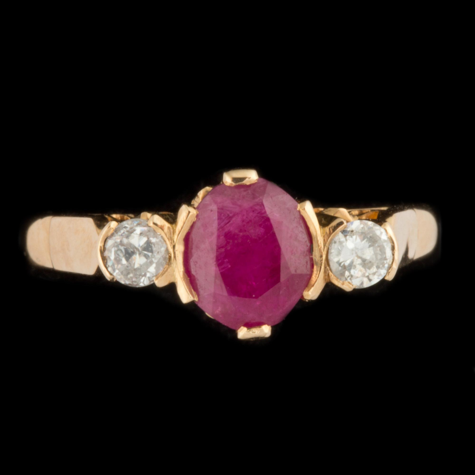 RING, 18 k guld med rubin samt åttkantslipade diamanter ca 0,20 ct, Svedboms Guldsmeds Ab, 1948. Vikt ca 3,7 g.