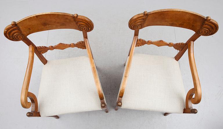 KARMSTOLAR, 1 par, senempire, 1800-talets mitt.