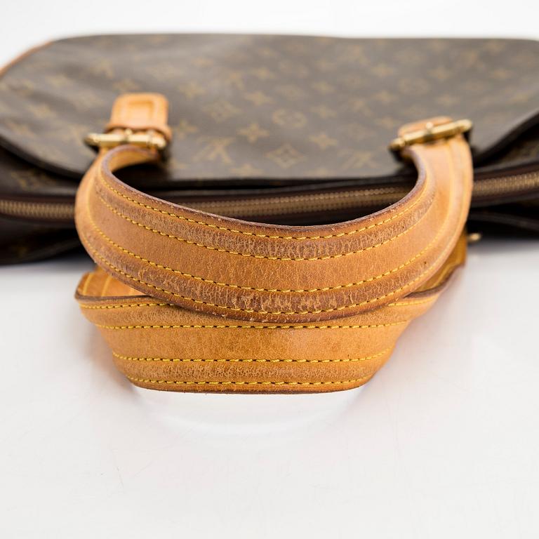 Louis Vuitton, a Monogram Canvas 'Multipli Cite' bag.