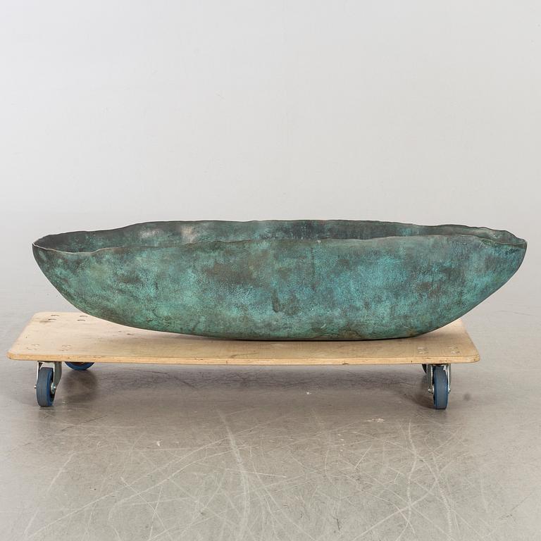 BARBRO BÄCKSTRÖM, a bowl shaped bronze sculpture.