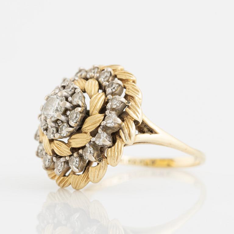 Brilliant- and eight cut diamond ring.