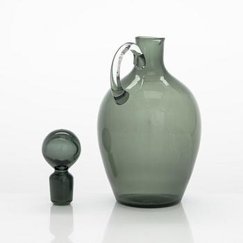 Saara Hopea, en karaff och glas, 12 st, modellerna 2501 och 1710, Notsjö. Formgivna 1958 och 1959.
