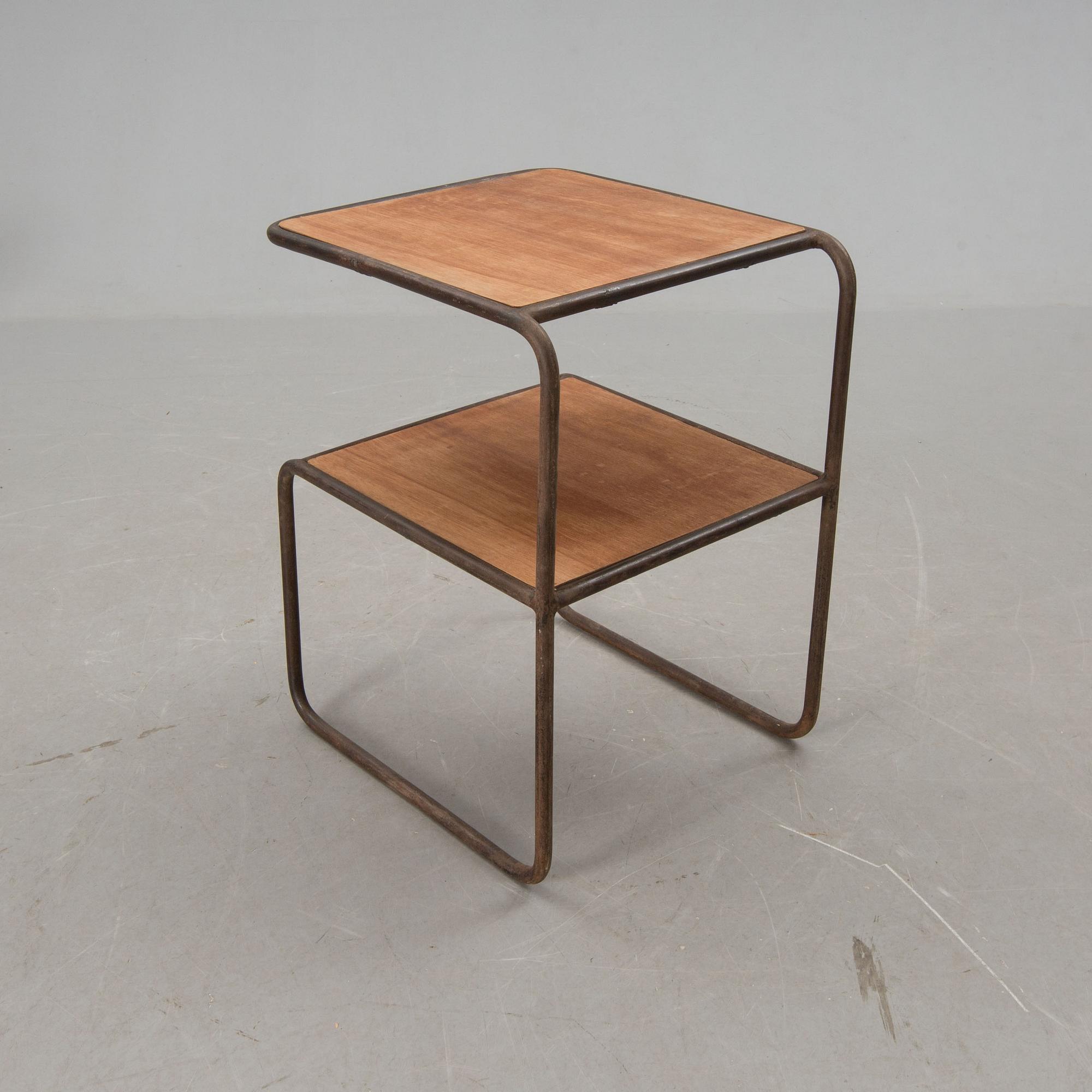 SIDOBORD, 1900-tal.
