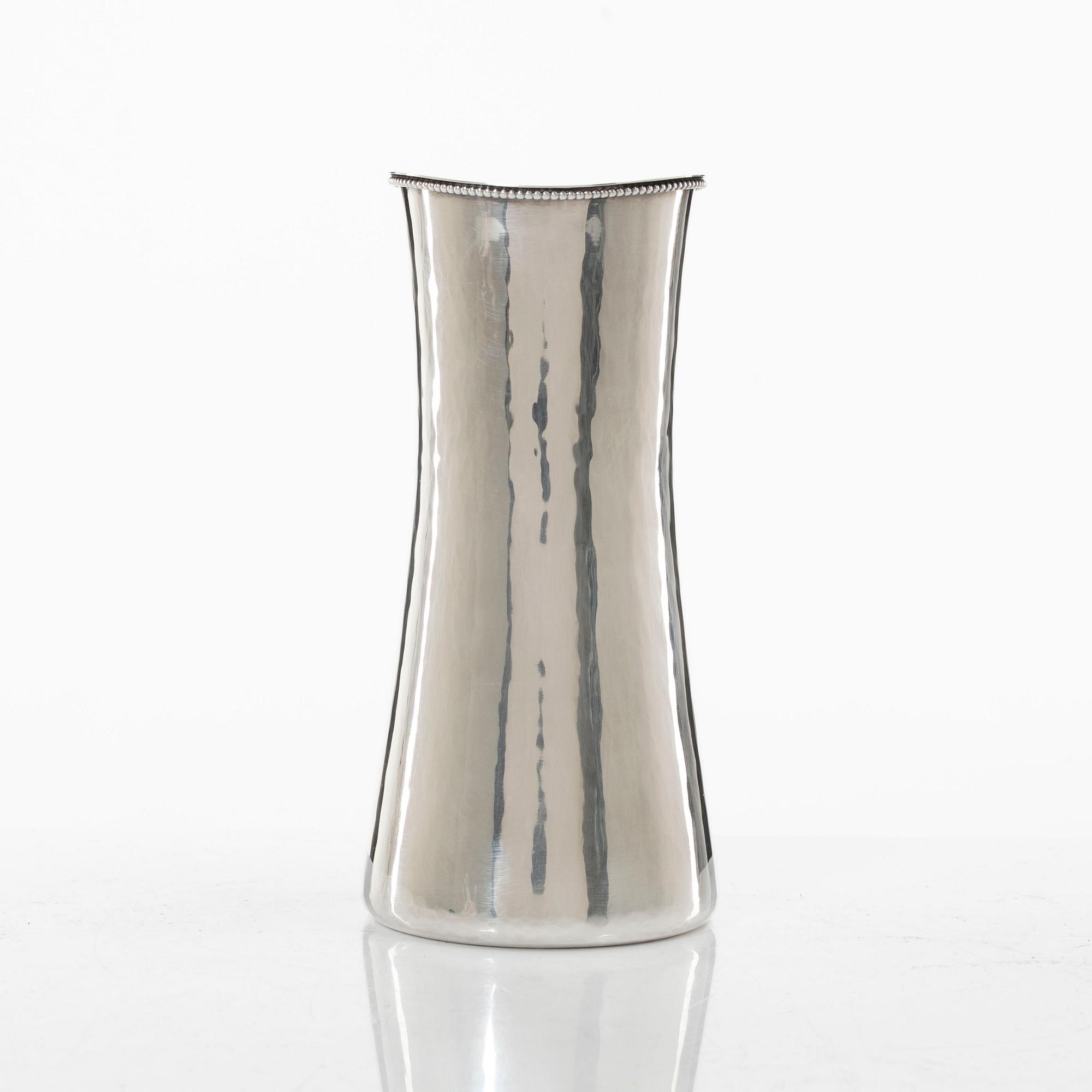 Eric Löfman, A Swedish silver vase, Company MGAB, Upsala 1976.