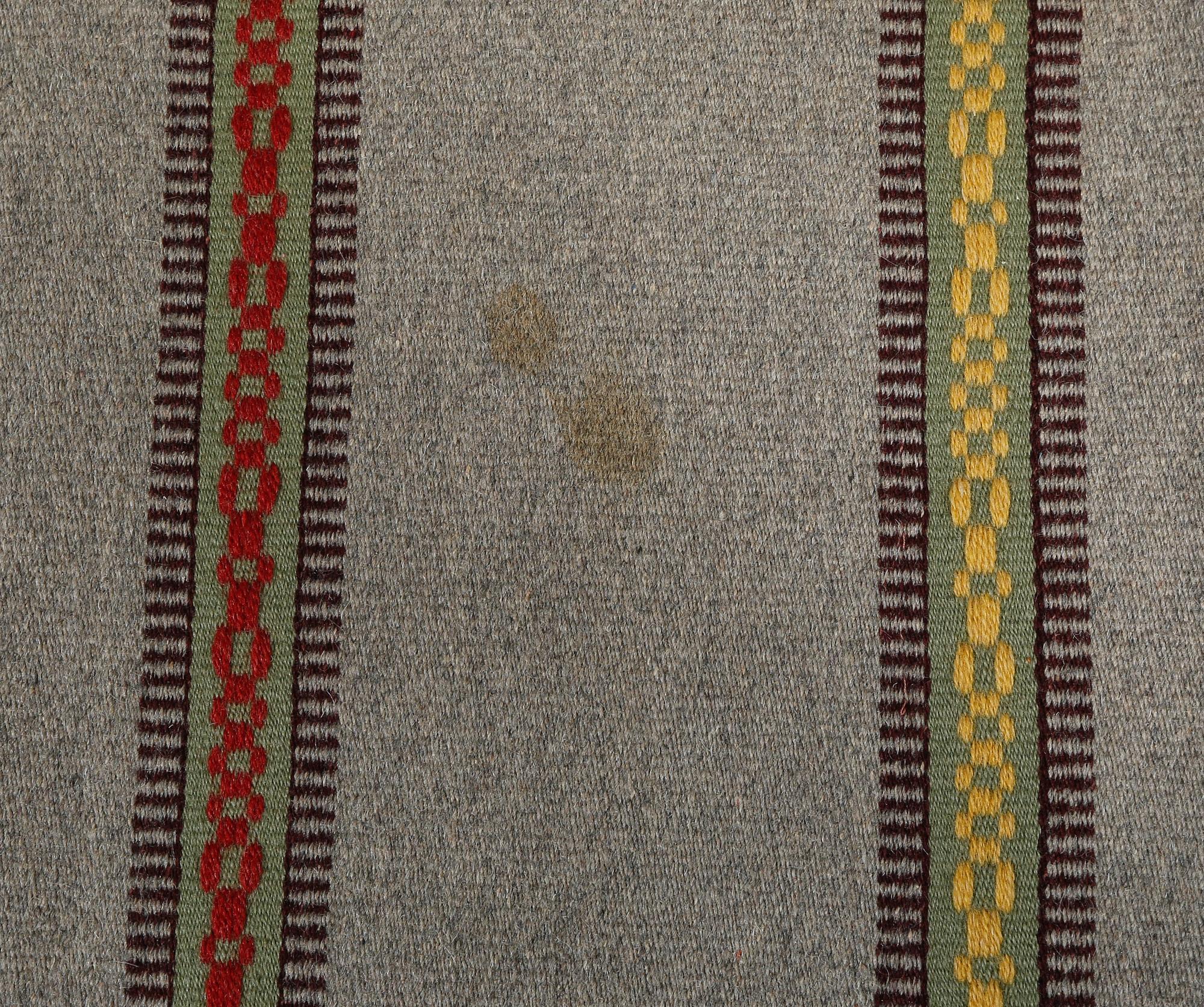 MATTA, tuskaft med inslag av munkabälte, omkring 1900, ca 230x165 cm.